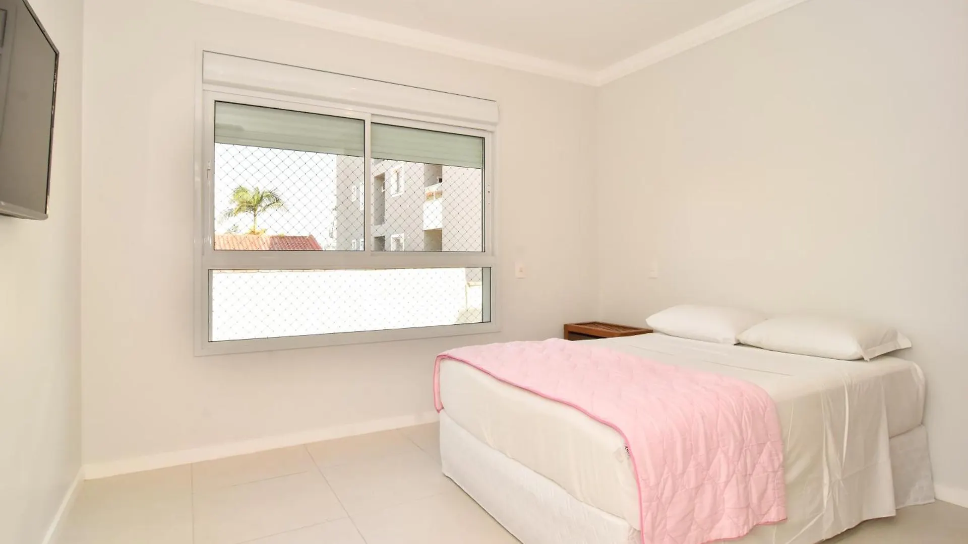 Apartment Sete Mares: Otima Estrutura Ao Lado Da Praia P990 Florianopolis